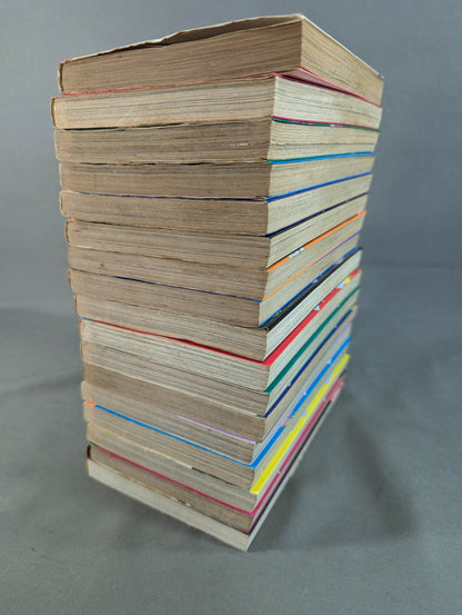 [Author's hand signed autograph, 17 volumes in total] Pro Wrestling Superstar Retsuden