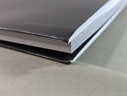 【hand signed autograph】 Megumi Kudo Photo gallery KEEP ON RUNNING MEGUMI KUDO