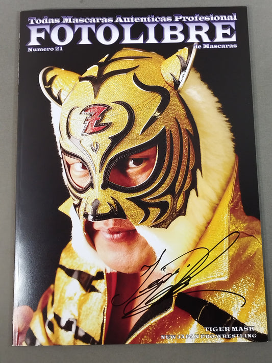 [4th  Tiger Mask hand signed autograph 】FOTOLIBRE de Mascara Numero.21