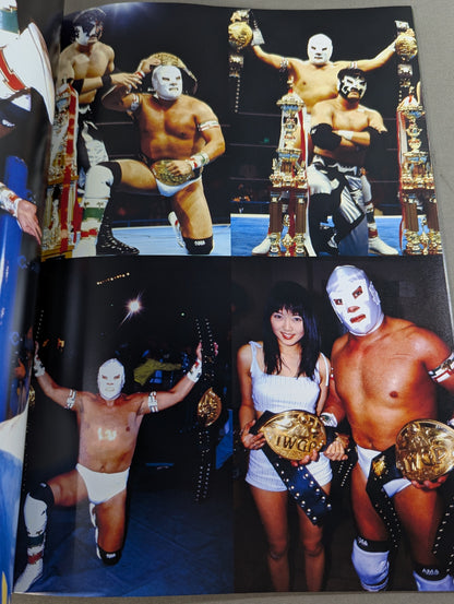 [Dr. Wagner Jr. hand signed autograph 】FOTOLIBRE de Mascara Numero.48