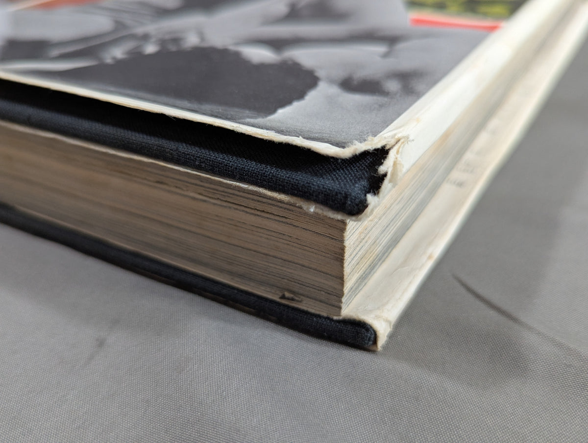 A PICTORIAL HISTORY OF WRESTLING