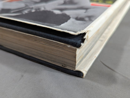 A PICTORIAL HISTORY OF WRESTLING