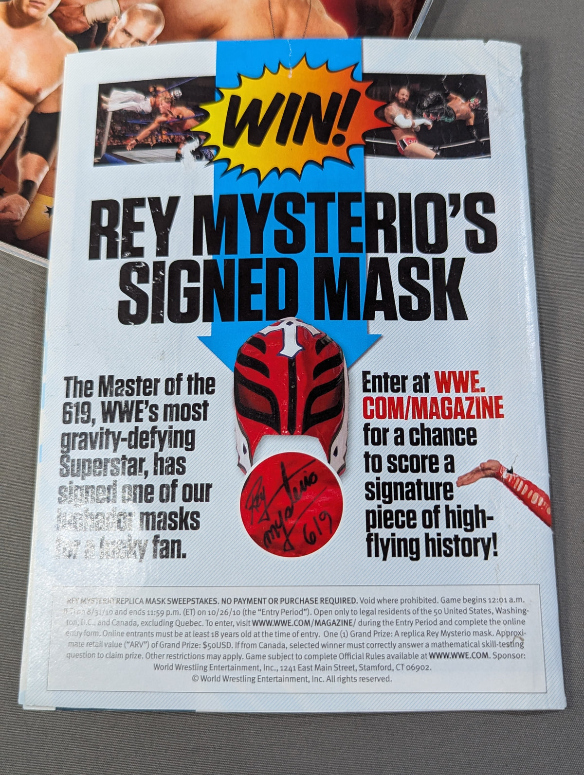 WWE SUPERSTAR YEARBOOK OFFICIAL ROSTER