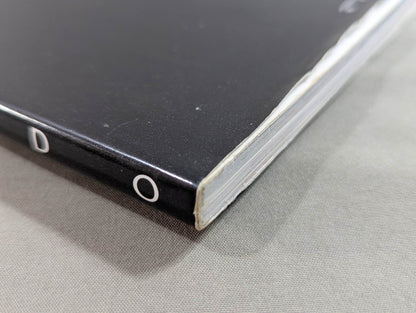 【hand signed autograph】 Megumi Kudo Photo gallery KEEP ON RUNNING MEGUMI KUDO