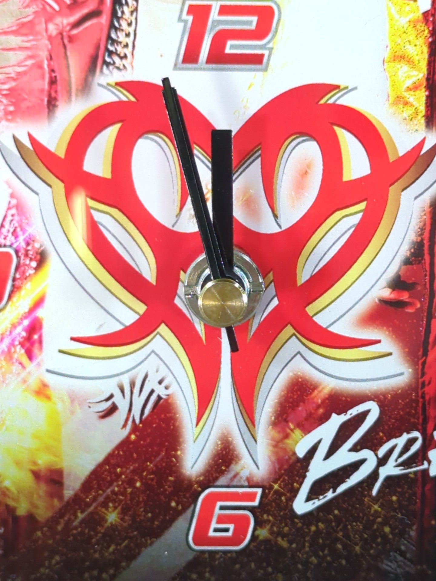 Kento Miyahara  Acrylic Clock