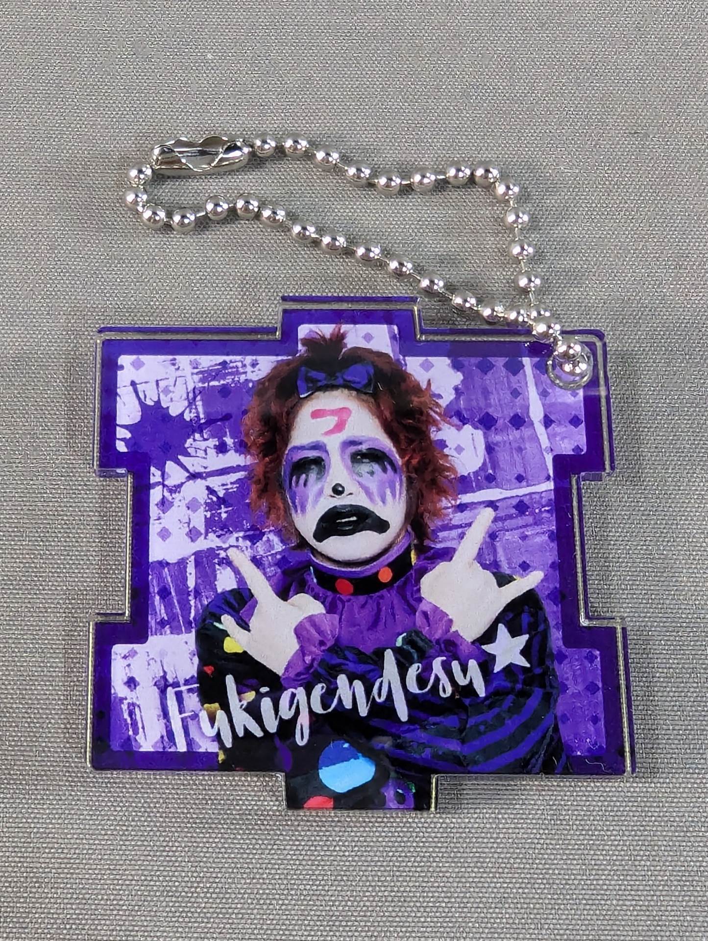★ FUKIGENDESU Stardom Random Puzzle Keychain