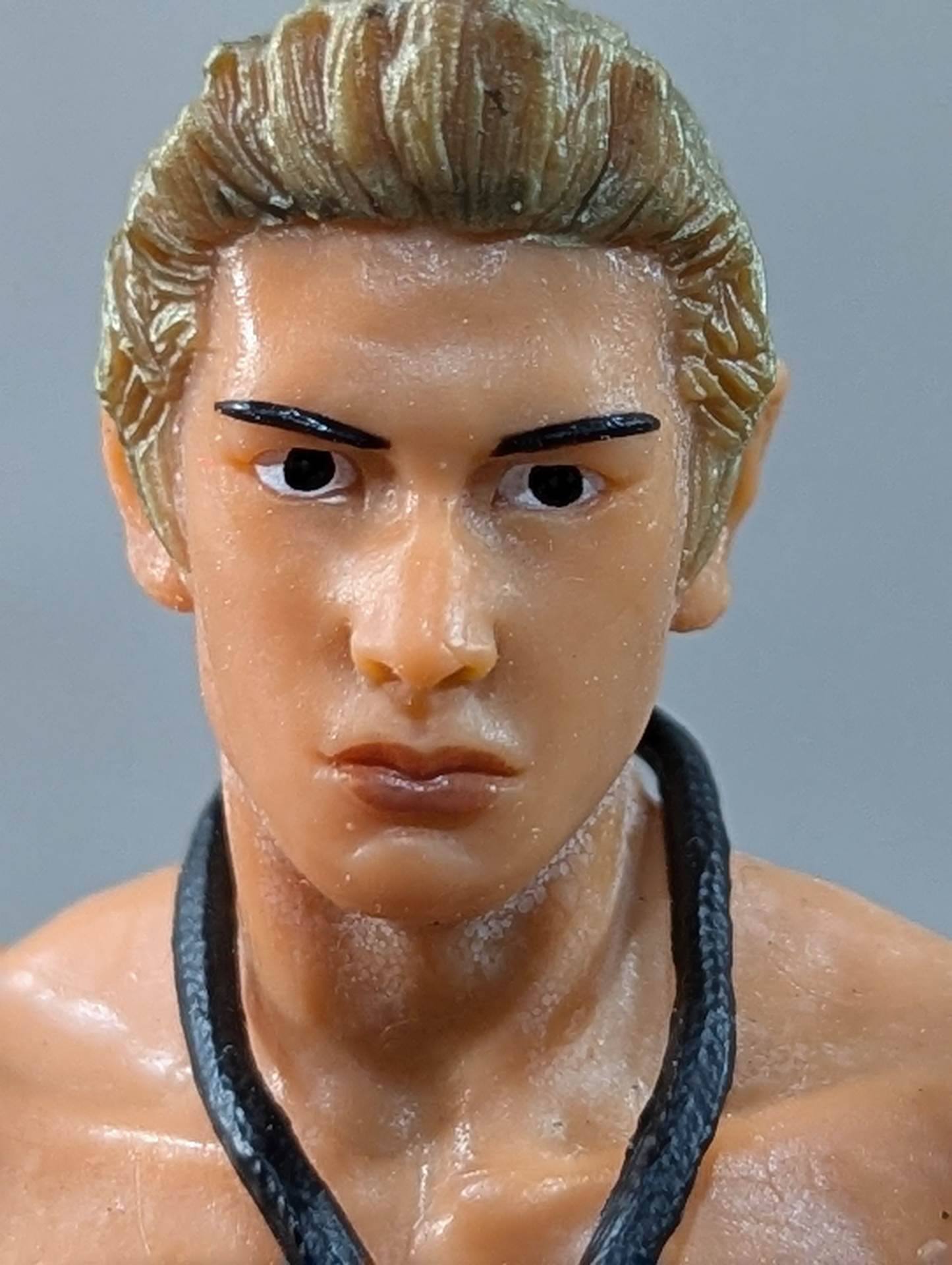 魔裟斗(金髪)