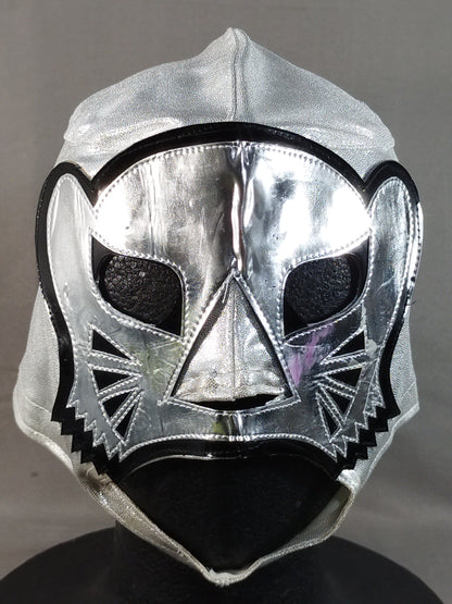 シルバー・パンテル