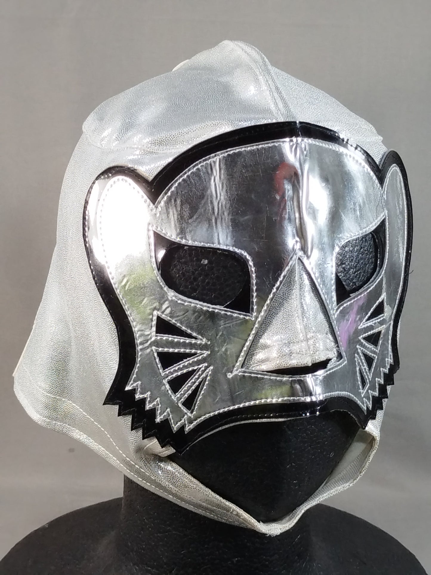 シルバー・パンテル