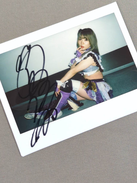 Tam Nakano  hand signed autograph  Cheki (N-2)