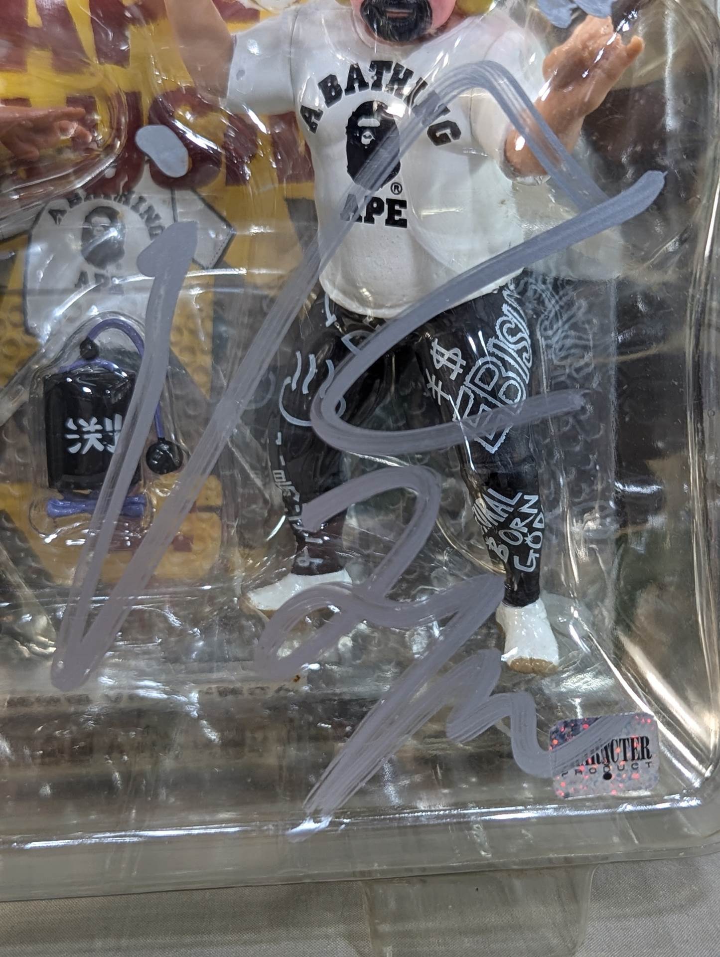 【Ebessan hand signed autograph 】★A BATHING APE★ Muto Keiji vs Ebefuji