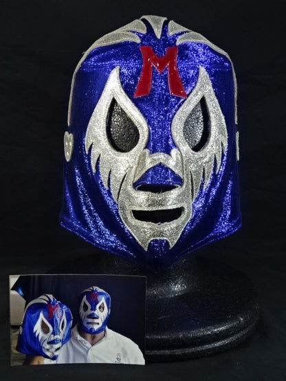 Mil Mascaras 