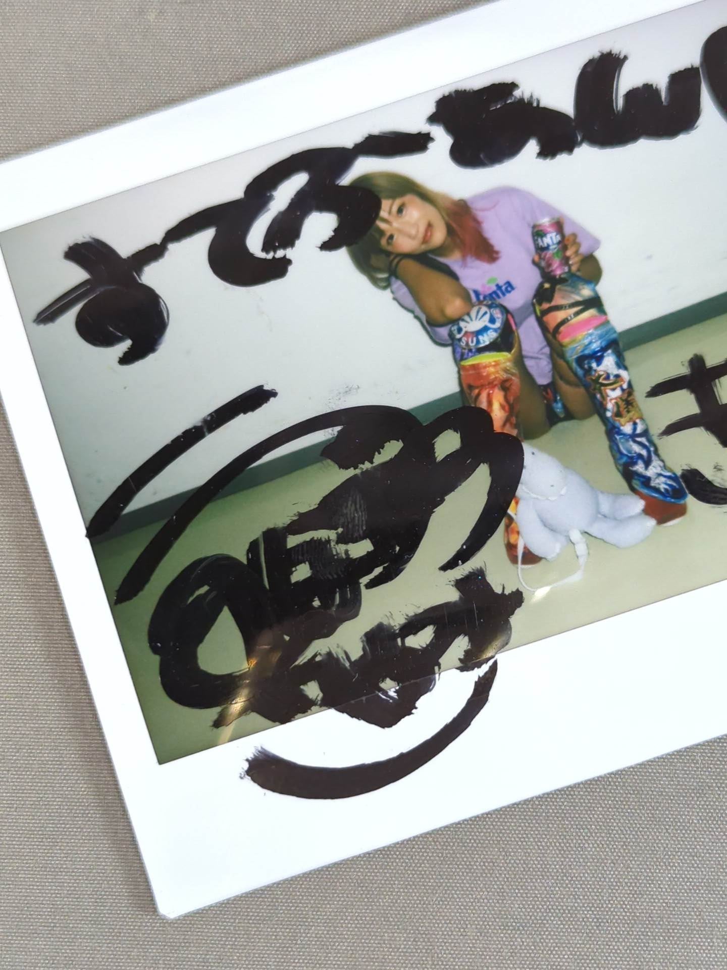 ウナギ・サヤカ 直筆サイン入り チェキ(N-1) – 闘道館