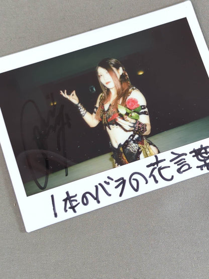 林下詩美 直筆サイン入り チェキ(B-6)