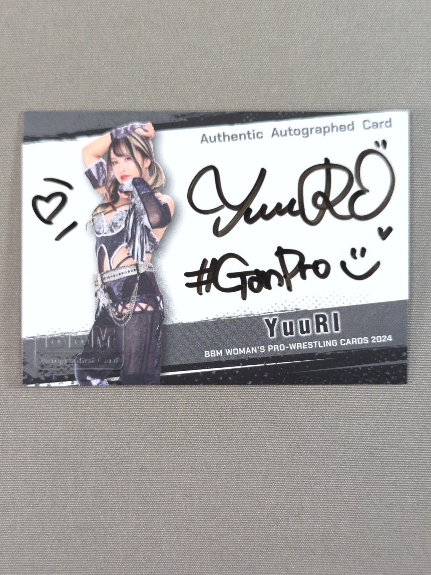 2024 BBM YuuRI 公式サインカード