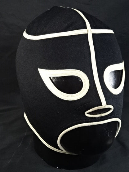 イホ・デ・ブラックシャドー