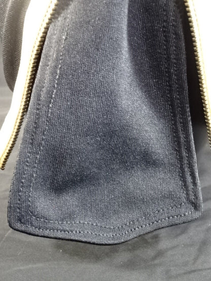 イホ・デ・ブラックシャドー