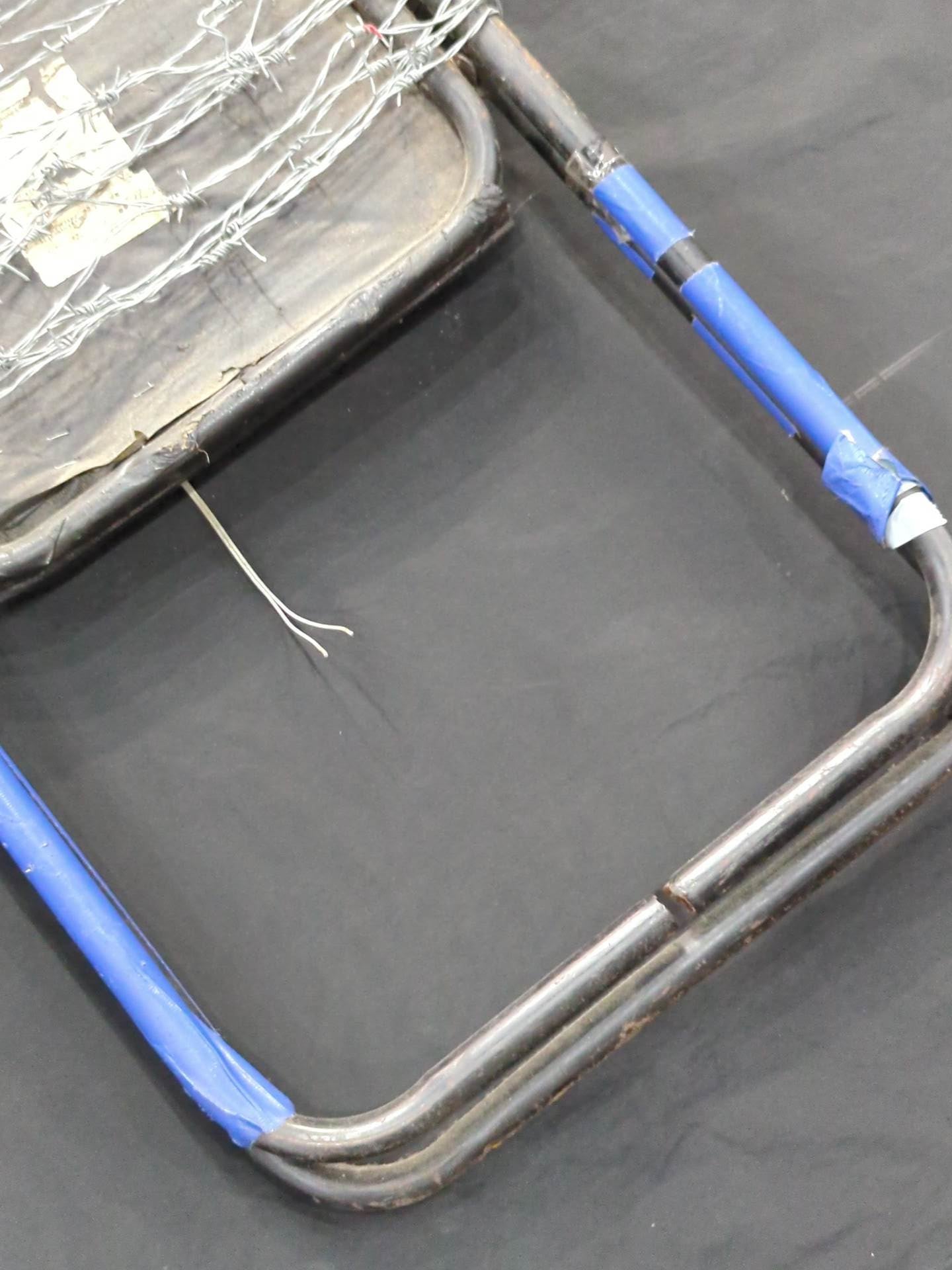 ★ Super fireworks Pro Wrestling worn by him ★ Barbed Wire Chair with Electric Wire