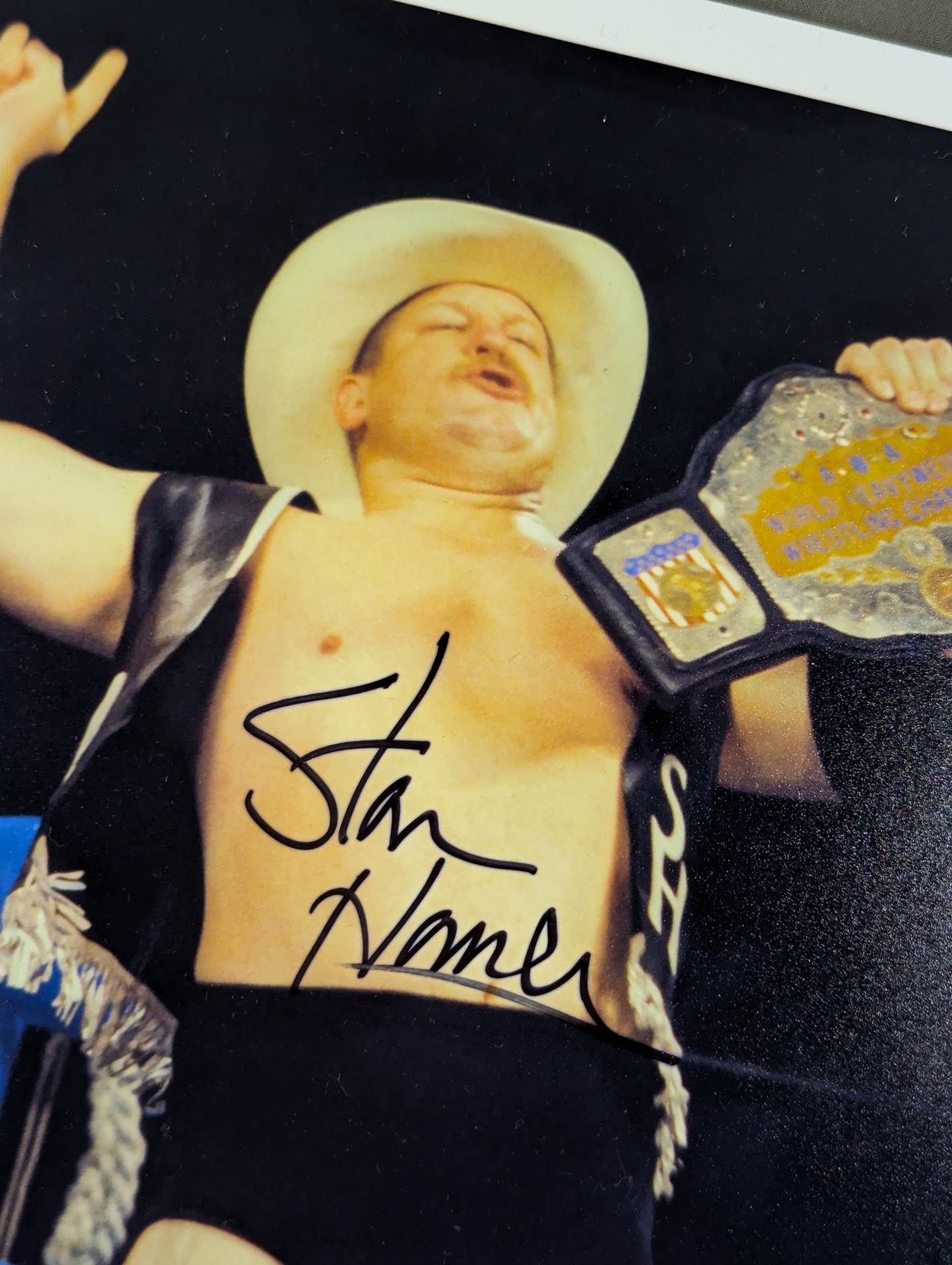 スタン・ハンセン直筆サイン入りフィギュア