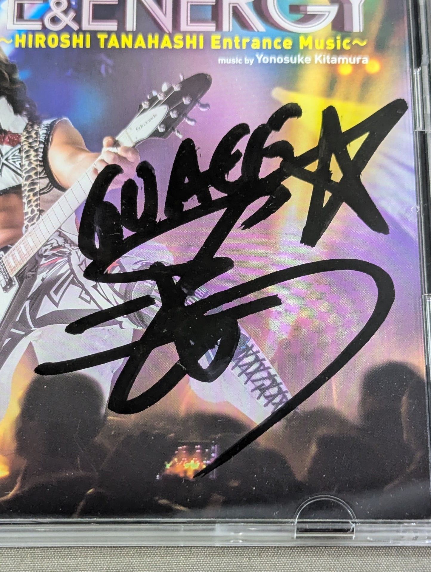 【直筆サイン入り】LOVE & ENERGY ～Hiroshi Tanahashi ENTRANCE MUSIC～