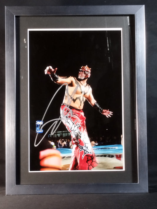 Great  Muta hand signed autograph Photo Frame