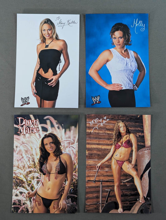 WWE DIVA Postcard Sets(2)