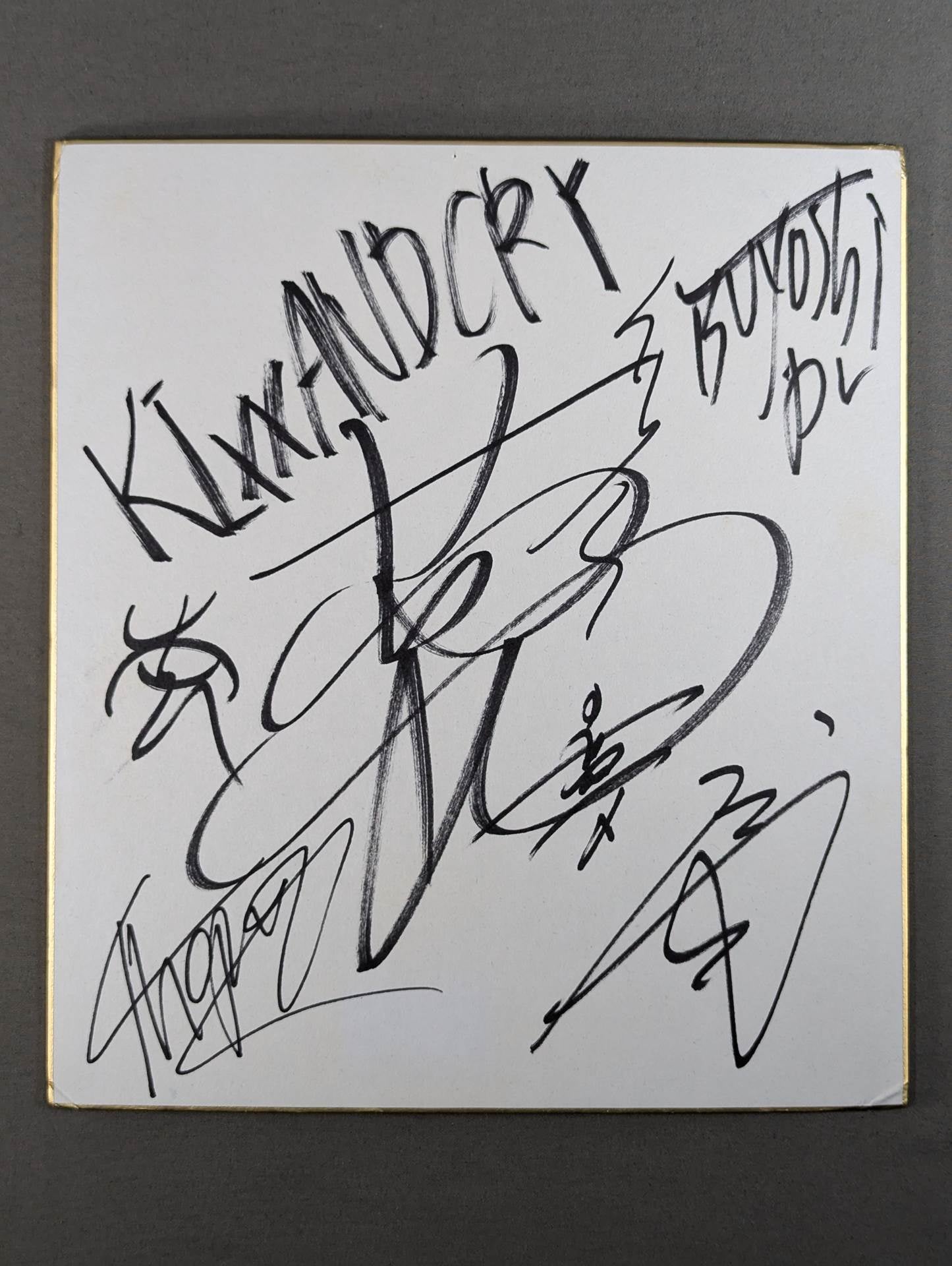 大仁田厚 with KIxx AND CRY メンバー4名サイン寄せ書き