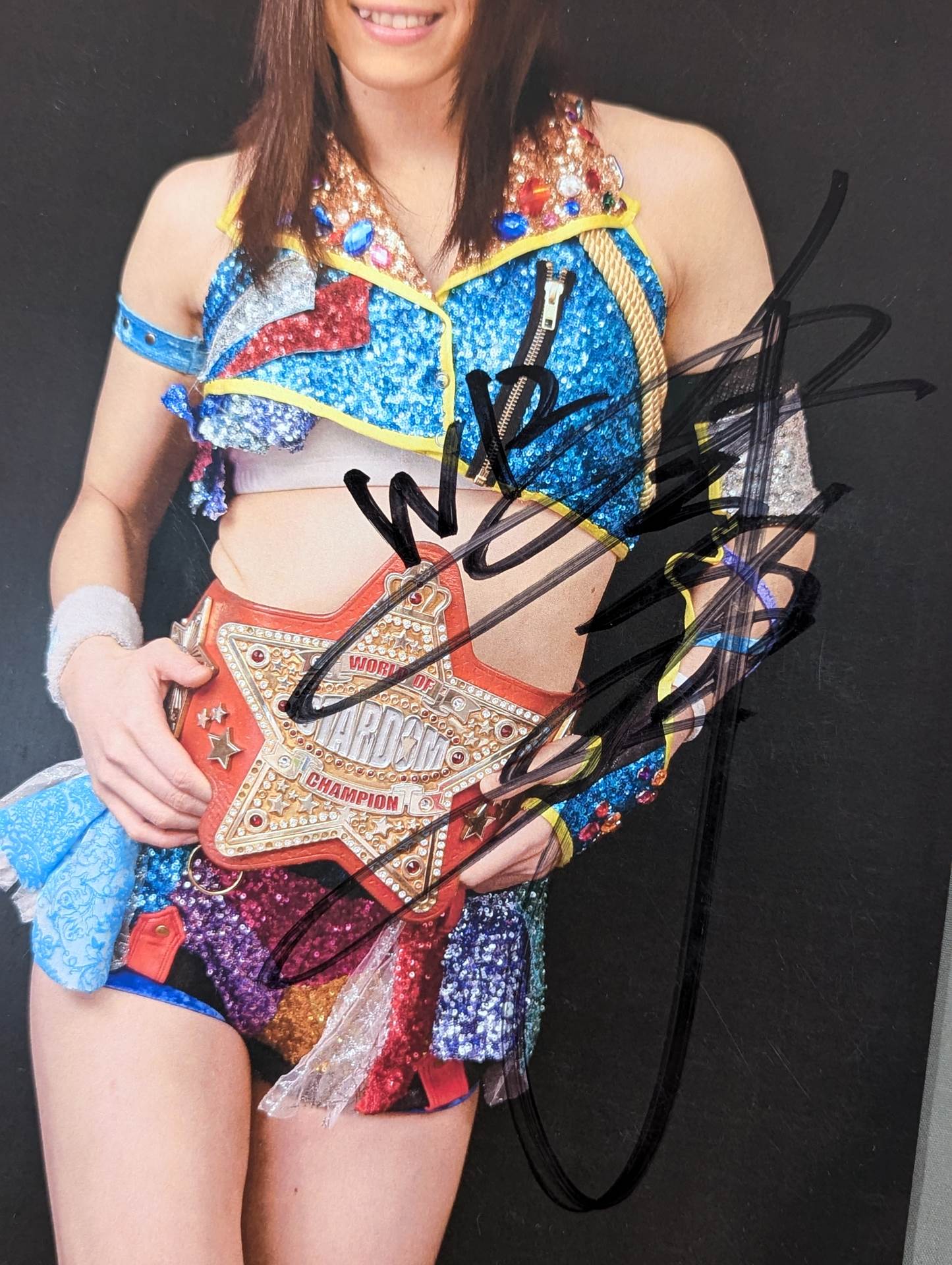 岩谷麻優 直筆サイン入り スターダム ポートレート(T-3) – 闘道館