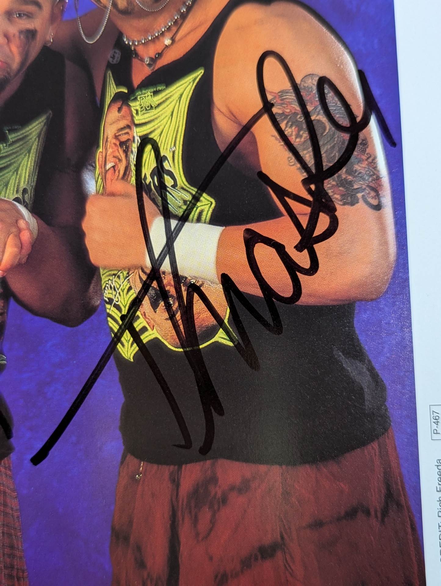 ザ・ヘッドバンガーズ 直筆サイン入り WWFオフィシャル ポート