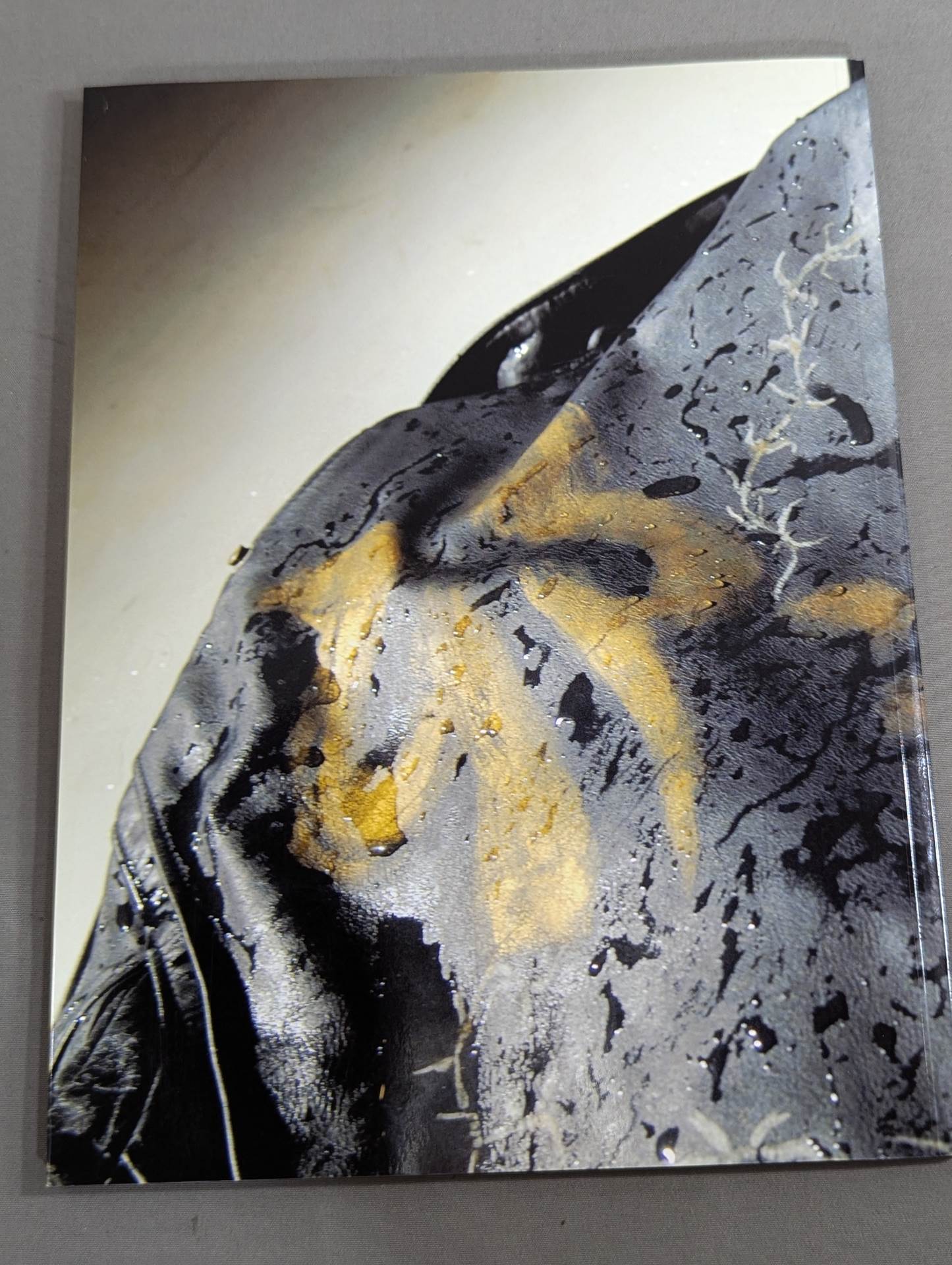 【hand signed autograph】 Jado  Bible ~The way of life of Atsushi Onita ~