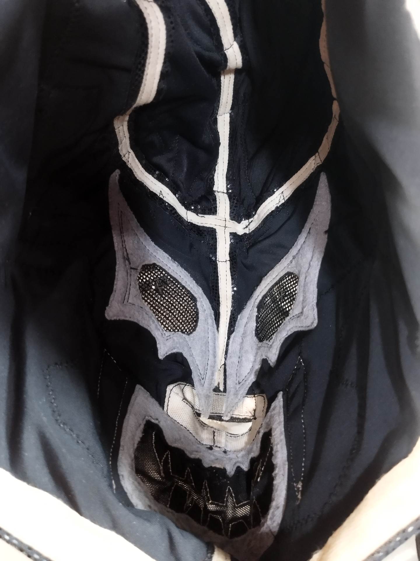 メフィスト