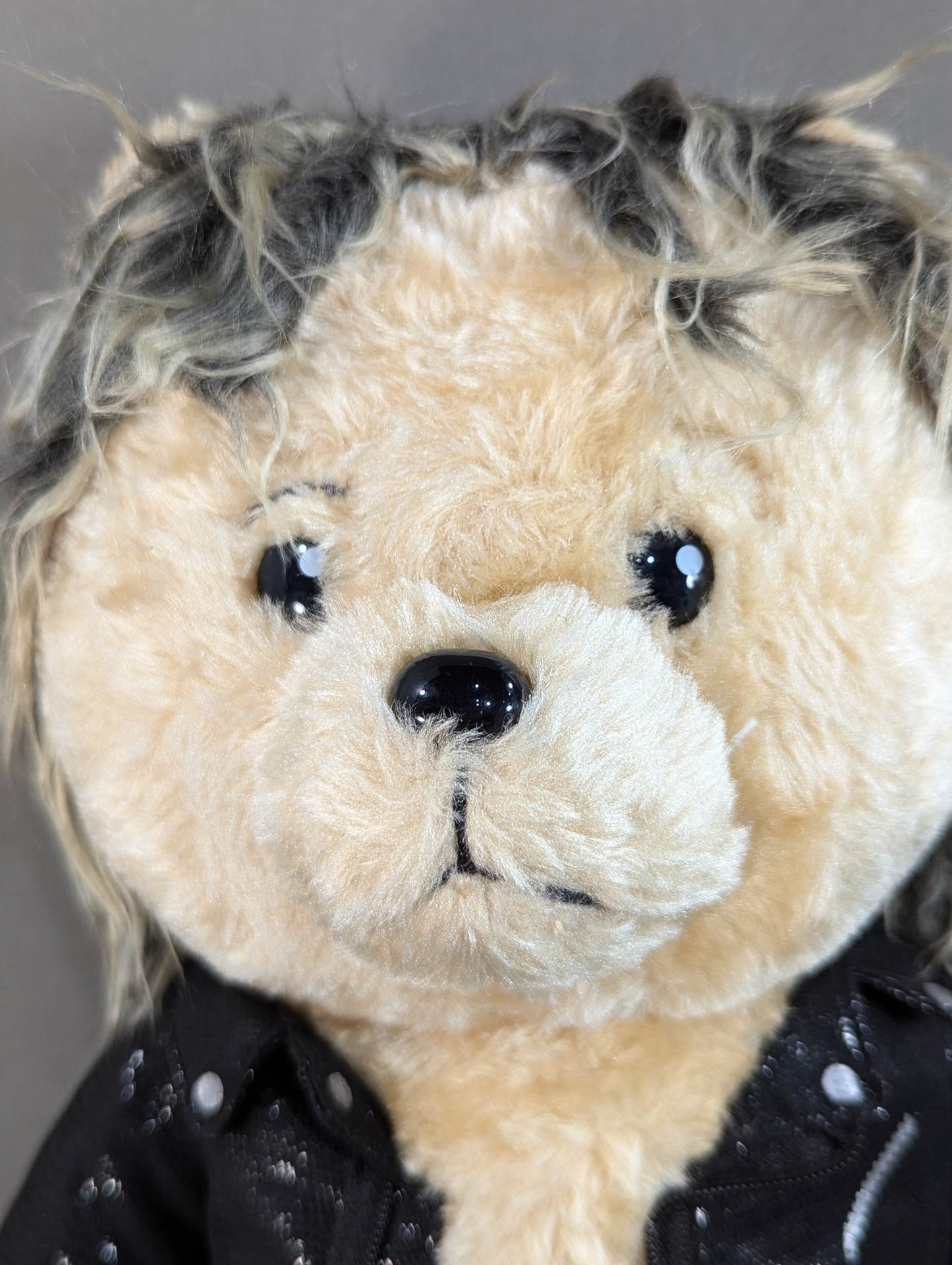 Kenny Omega "Mane Bear" (BULLET CLUB)