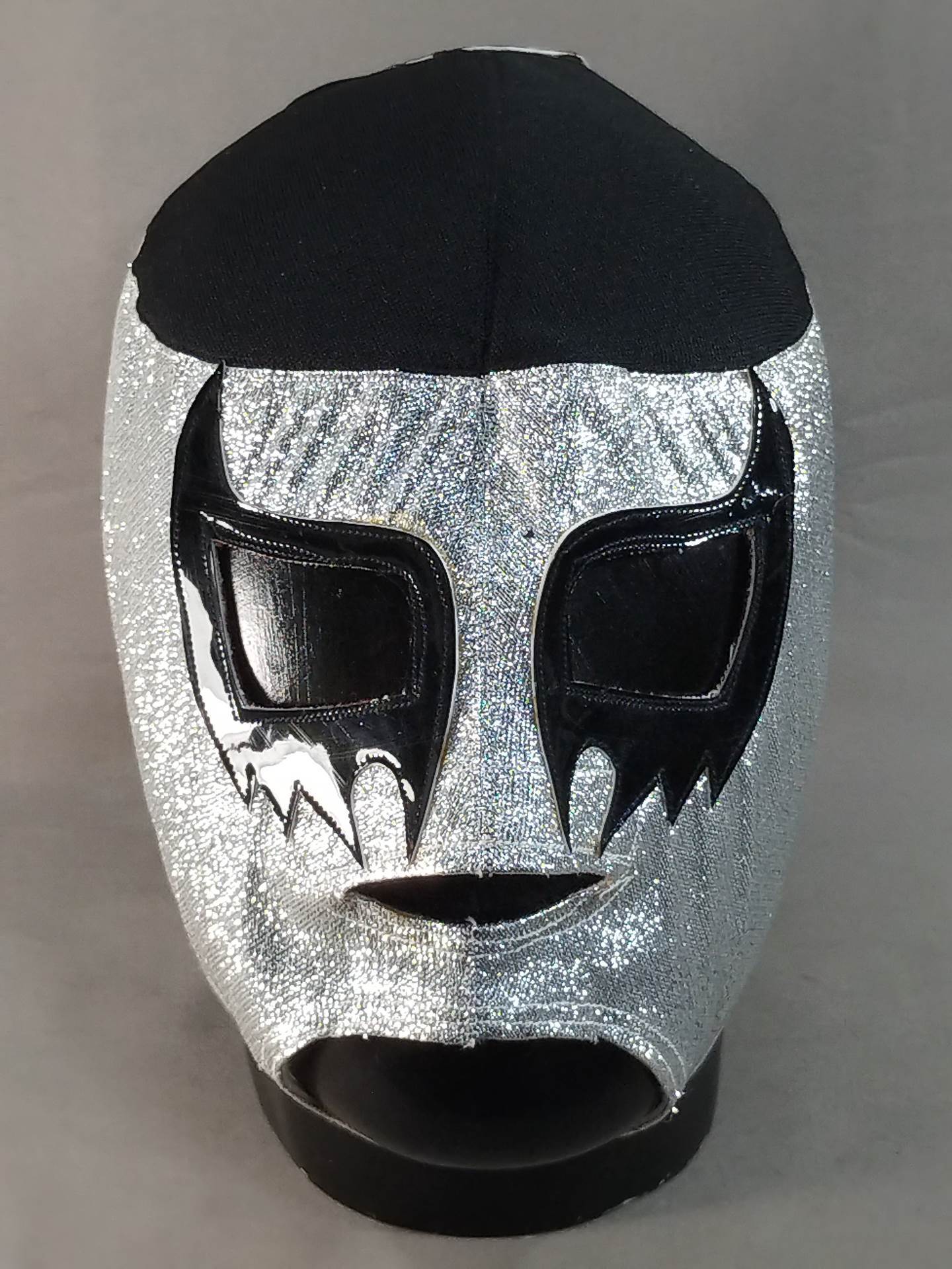 シエン・カラス