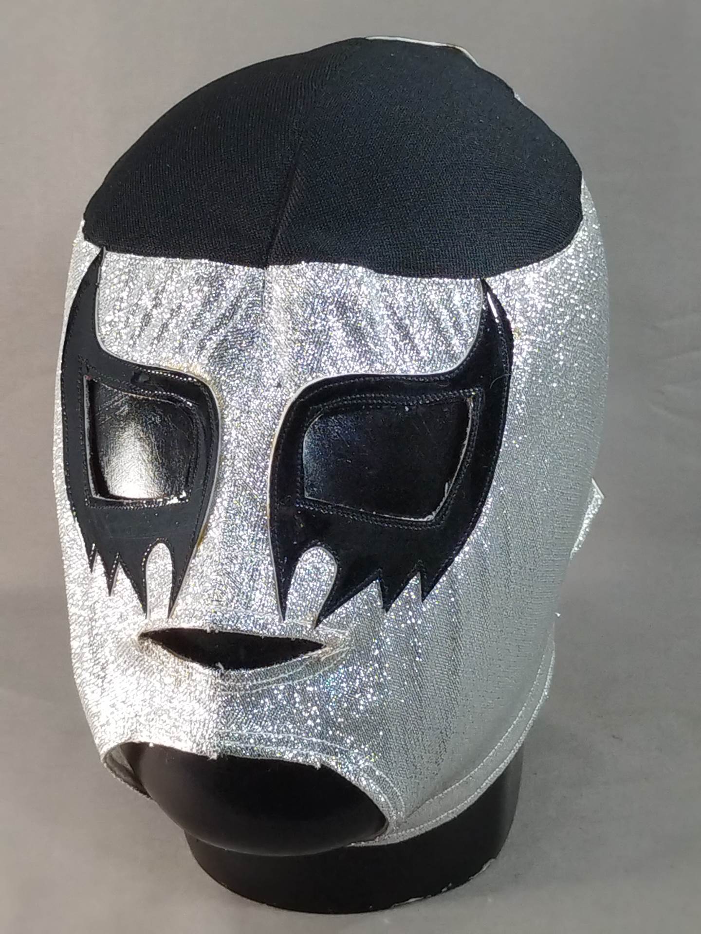 シエン・カラス