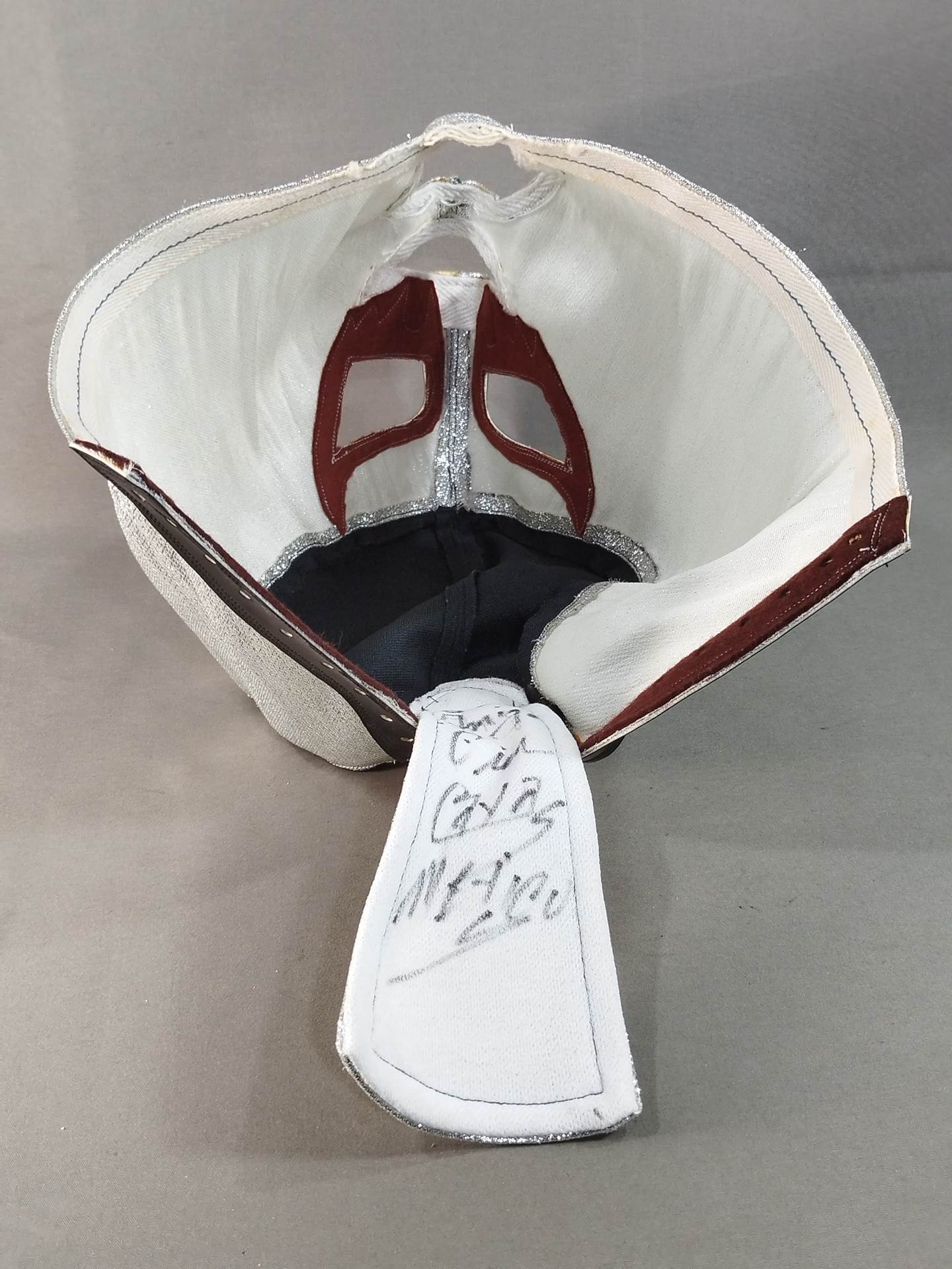 シエン・カラス