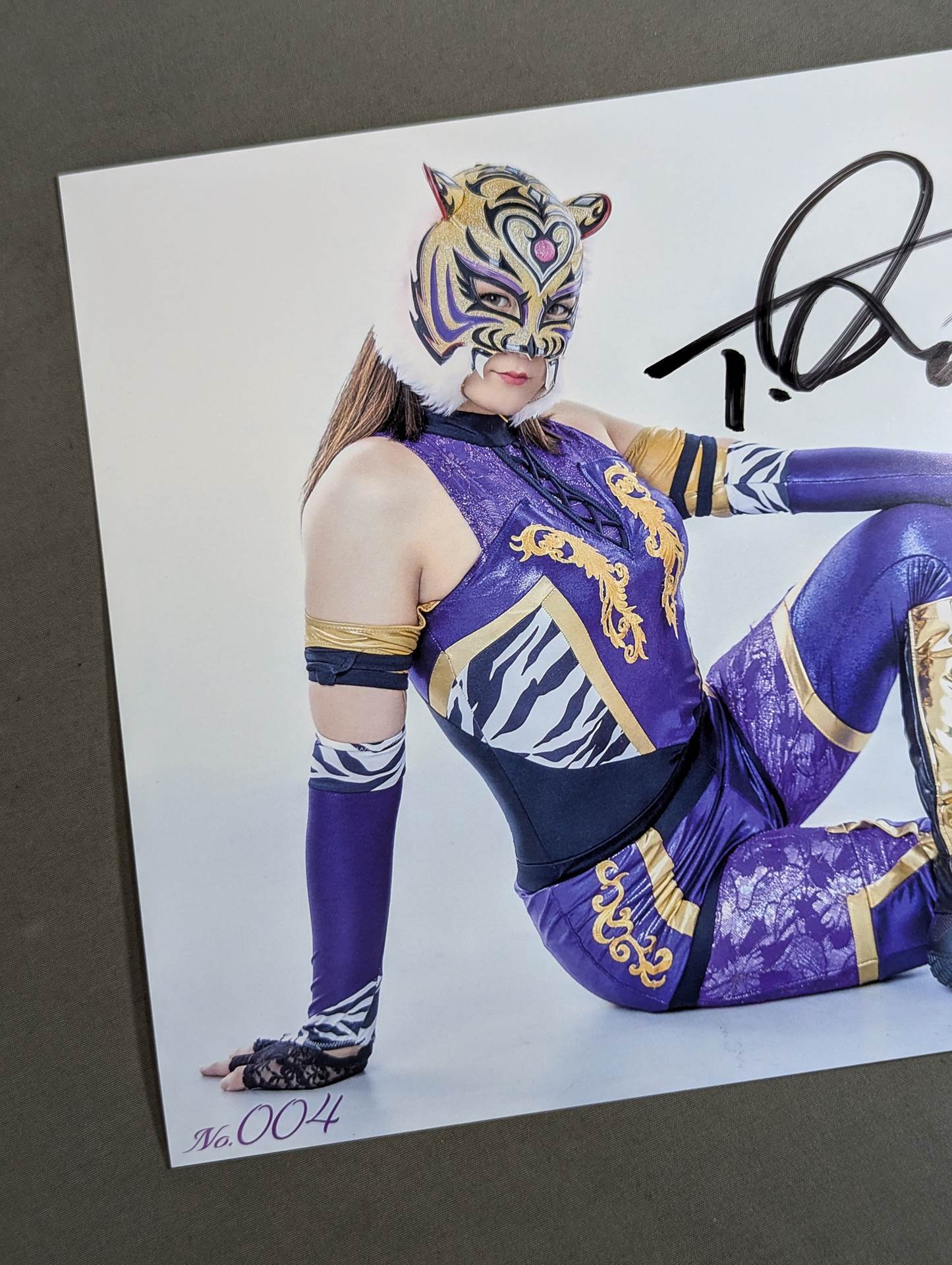 女子プロレス タイガークイーン3Dフィギュア■本人直筆サイン入り/限定物 女子プロレス タイガークイーン3Dフィギュア□本人直筆サイン