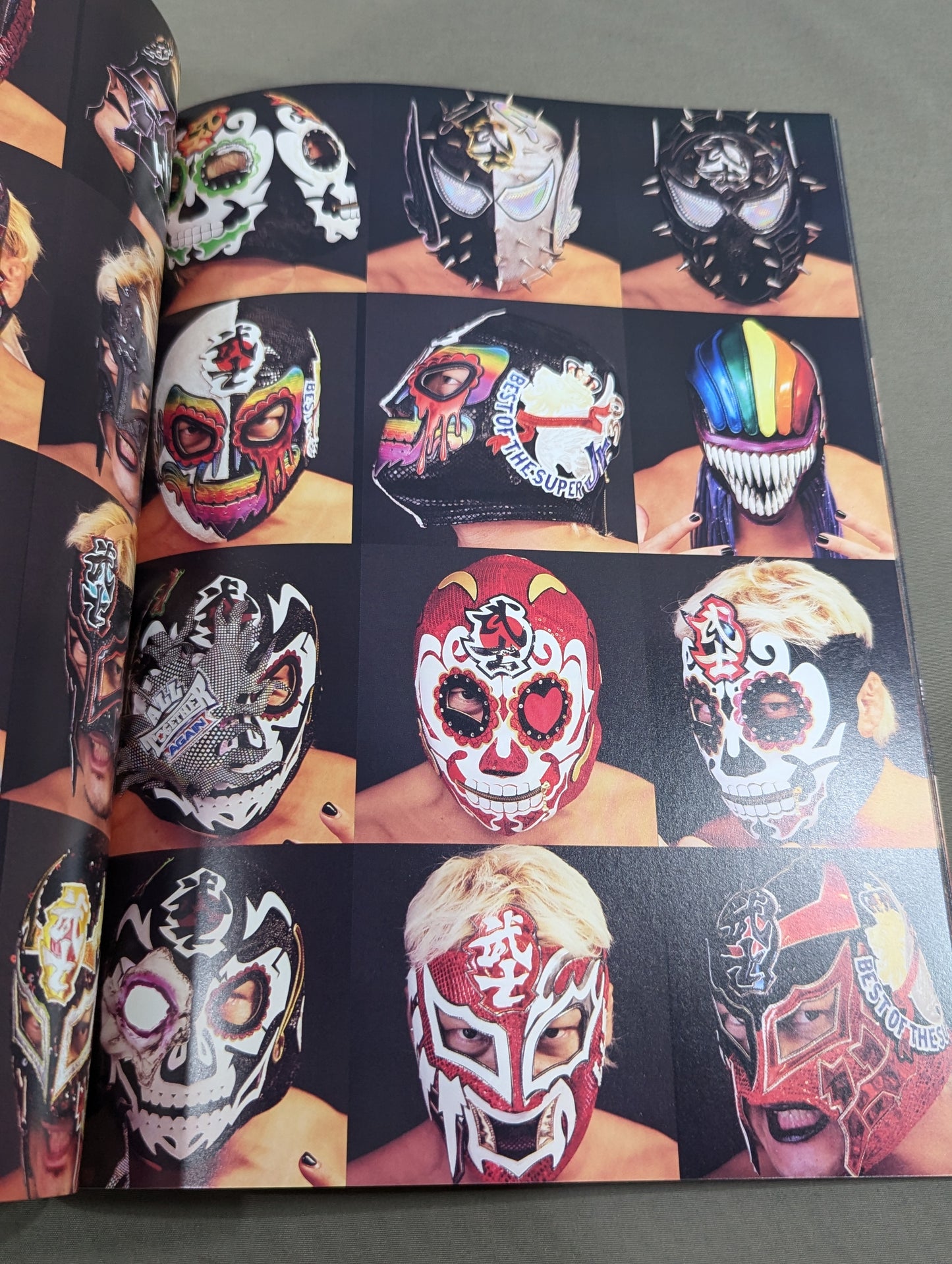 【BUSHI  hand signed autograph 】FOTOLIBRE de Mascara Numero.79