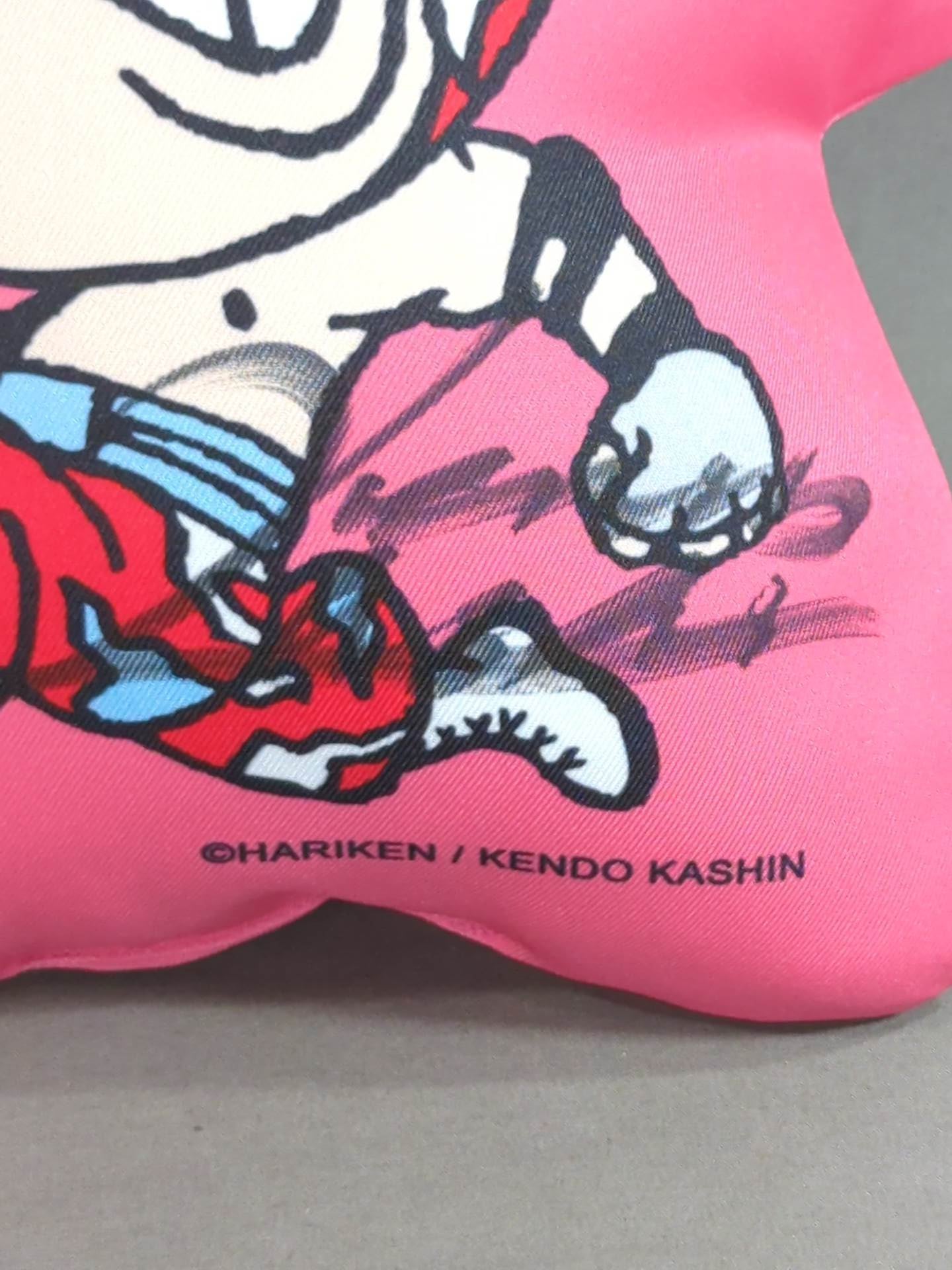 【hand signed autograph】  Kendo Kashin Character Die-cut Cushion