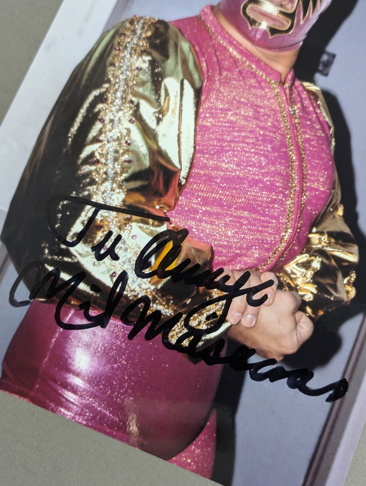 Mil Mascaras  hand signed autograph Pro-Photo (A-2)