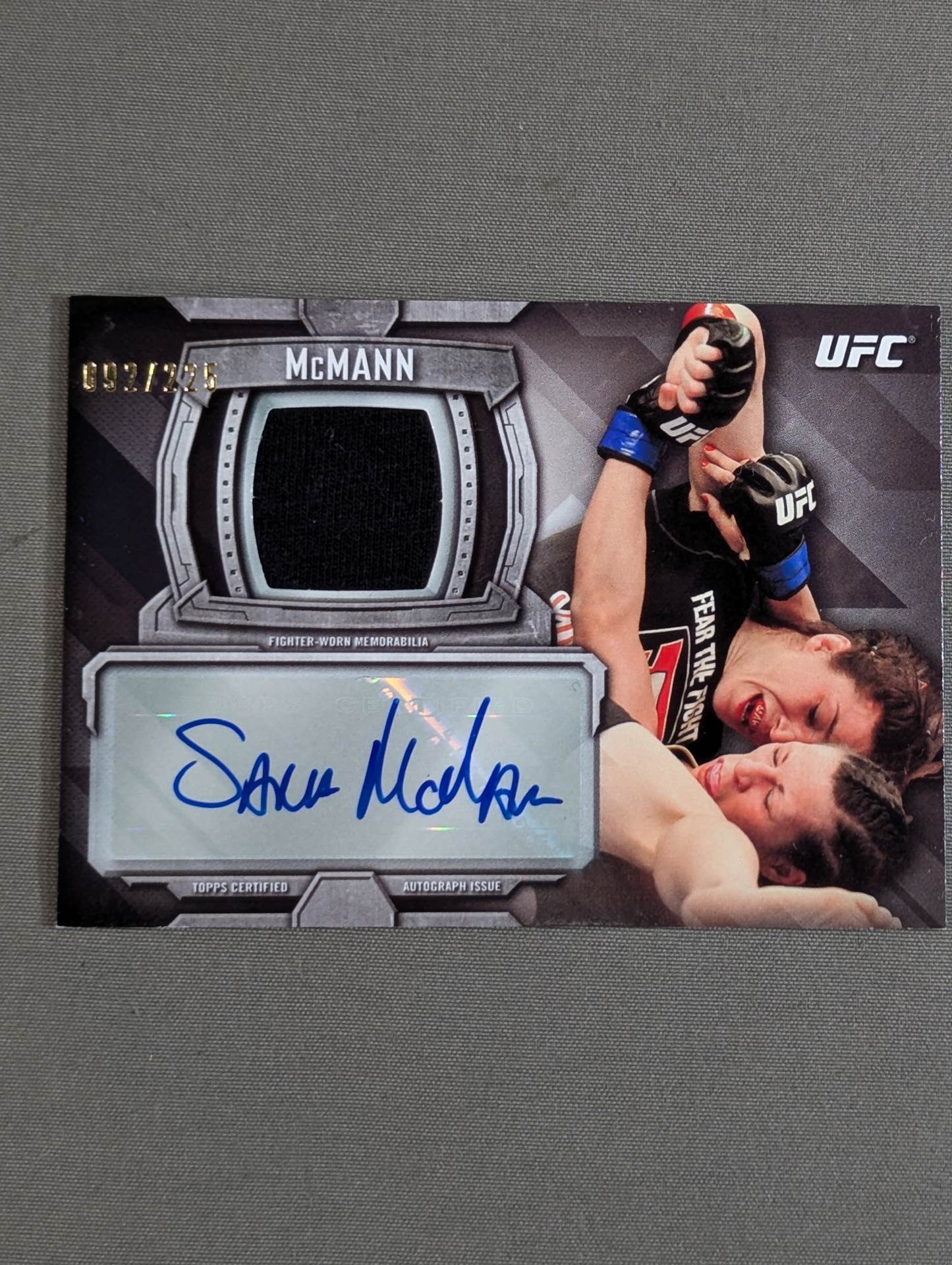 2014 UFC topps サラ・マクマン 公式サイン＆レリックカード