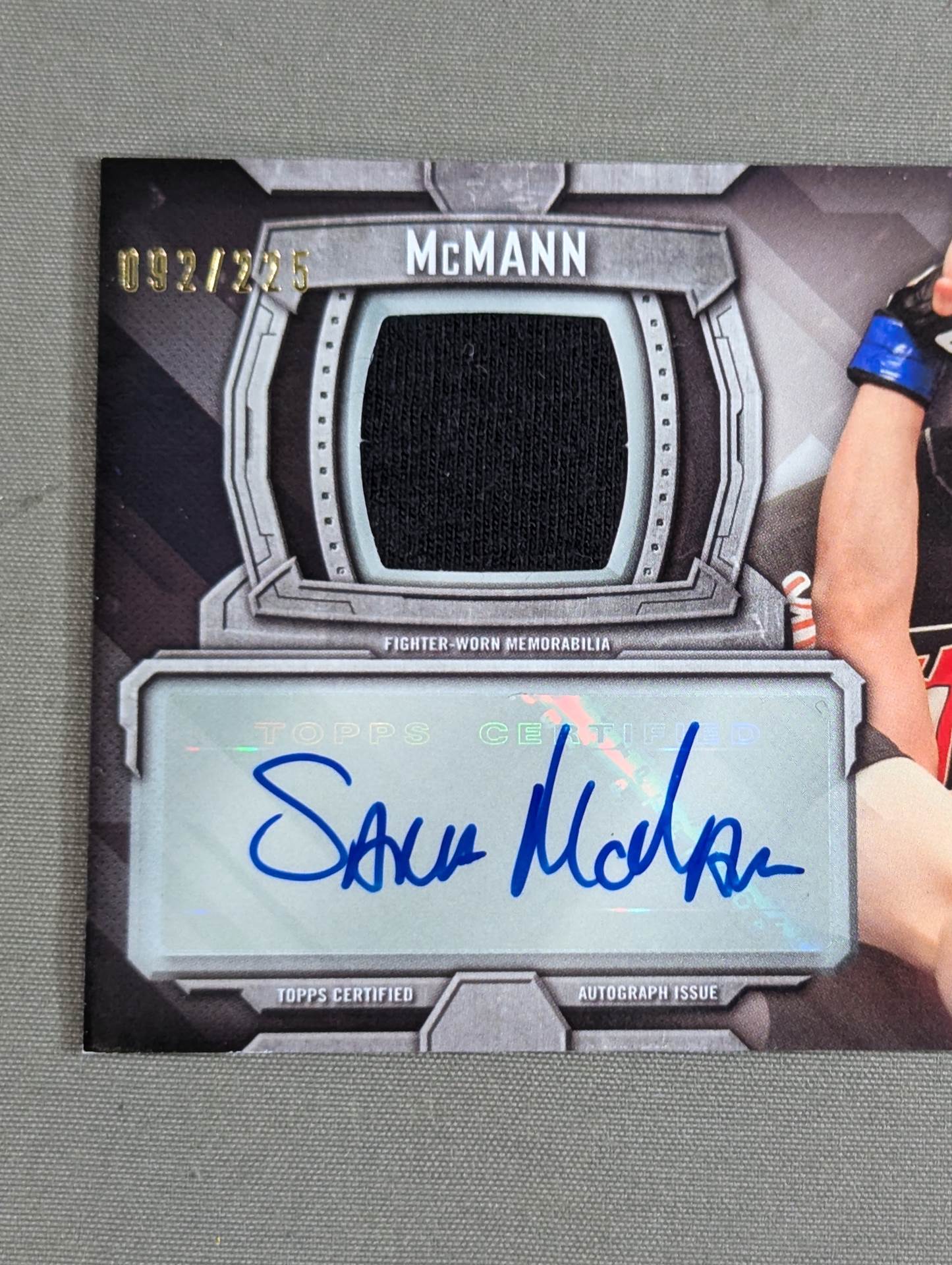 2014 UFC topps サラ・マクマン 公式サイン＆レリックカード