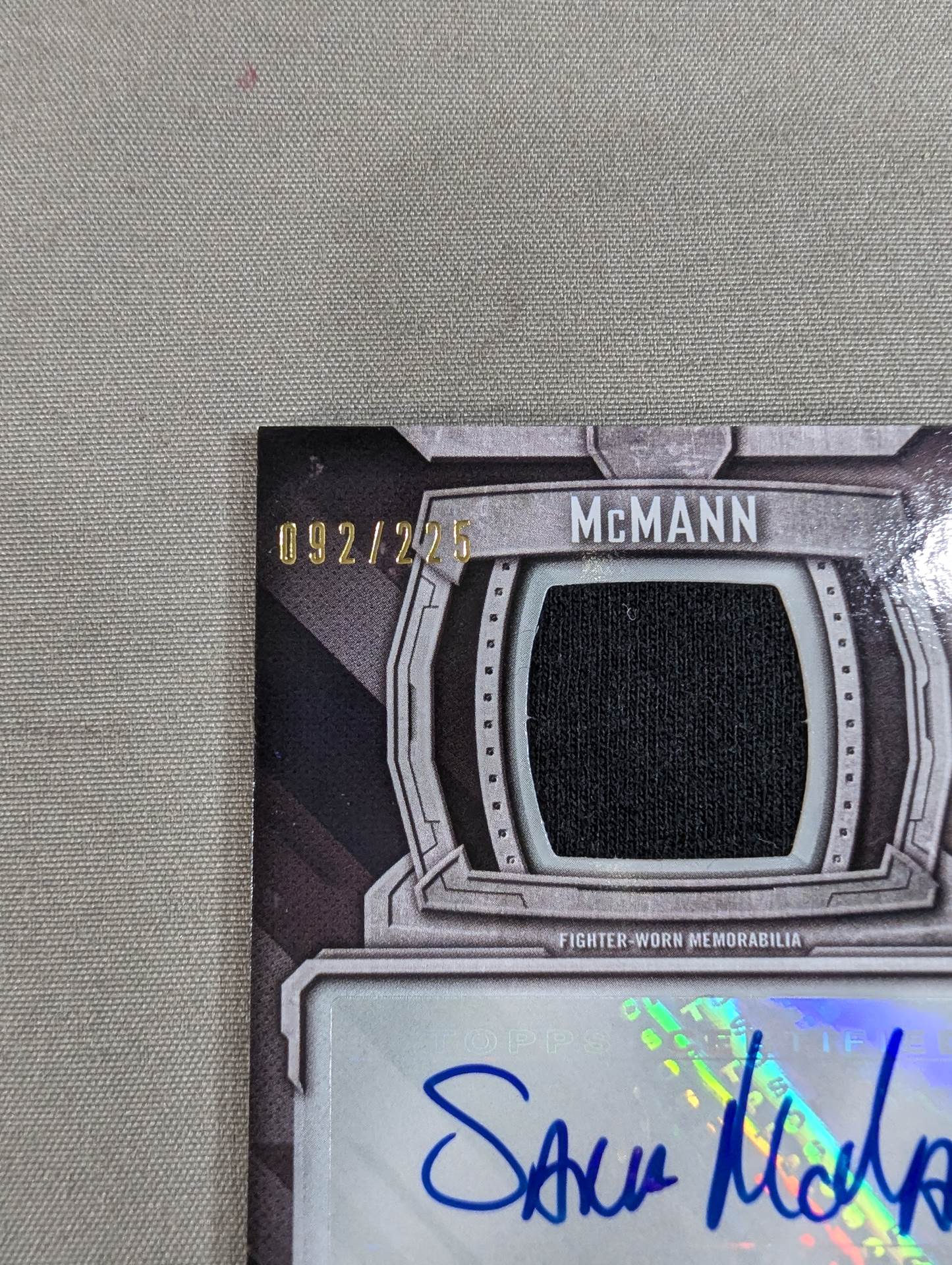 2014 UFC topps サラ・マクマン 公式サイン＆レリックカード