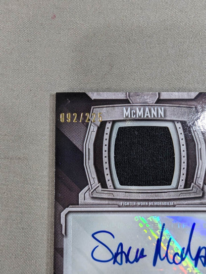 2014 UFC topps サラ・マクマン 公式サイン＆レリックカード