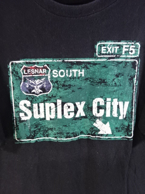 ブロック・レスナー Suplex City Tシャツ①(ブラック)