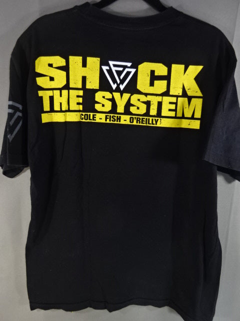 UNDISPUTED CFO ERA Tシャツ