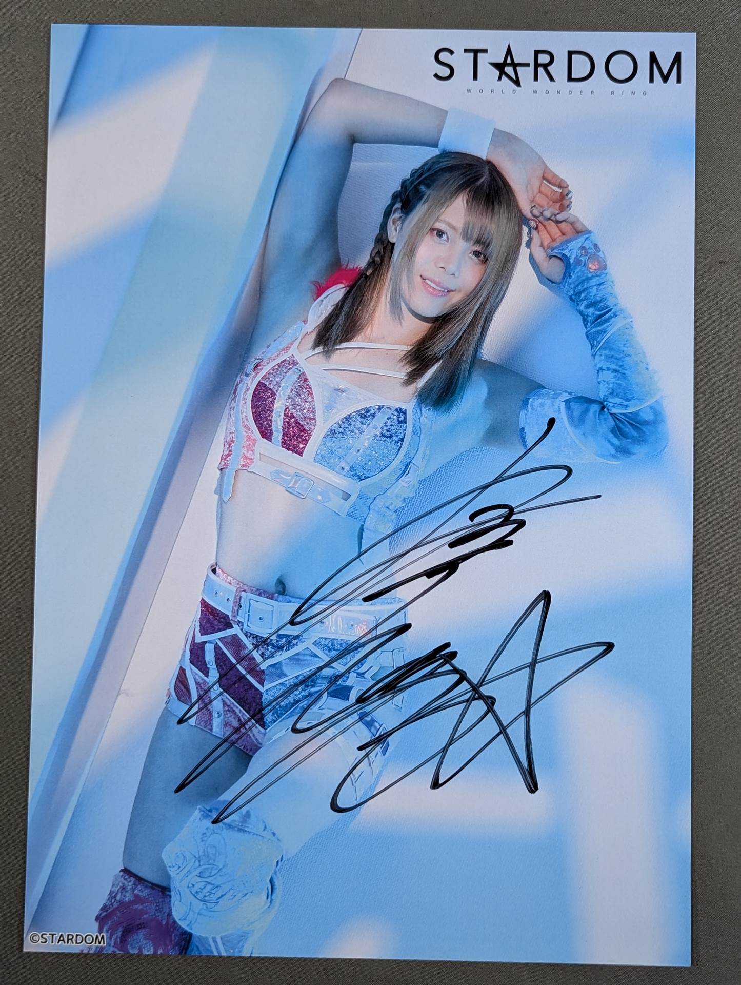 岩谷麻優 直筆サイン入り写真集 フォトリブレ スターダム 岩谷麻優 直筆サイン入り スターダムポートレート(U-1) – 闘道館