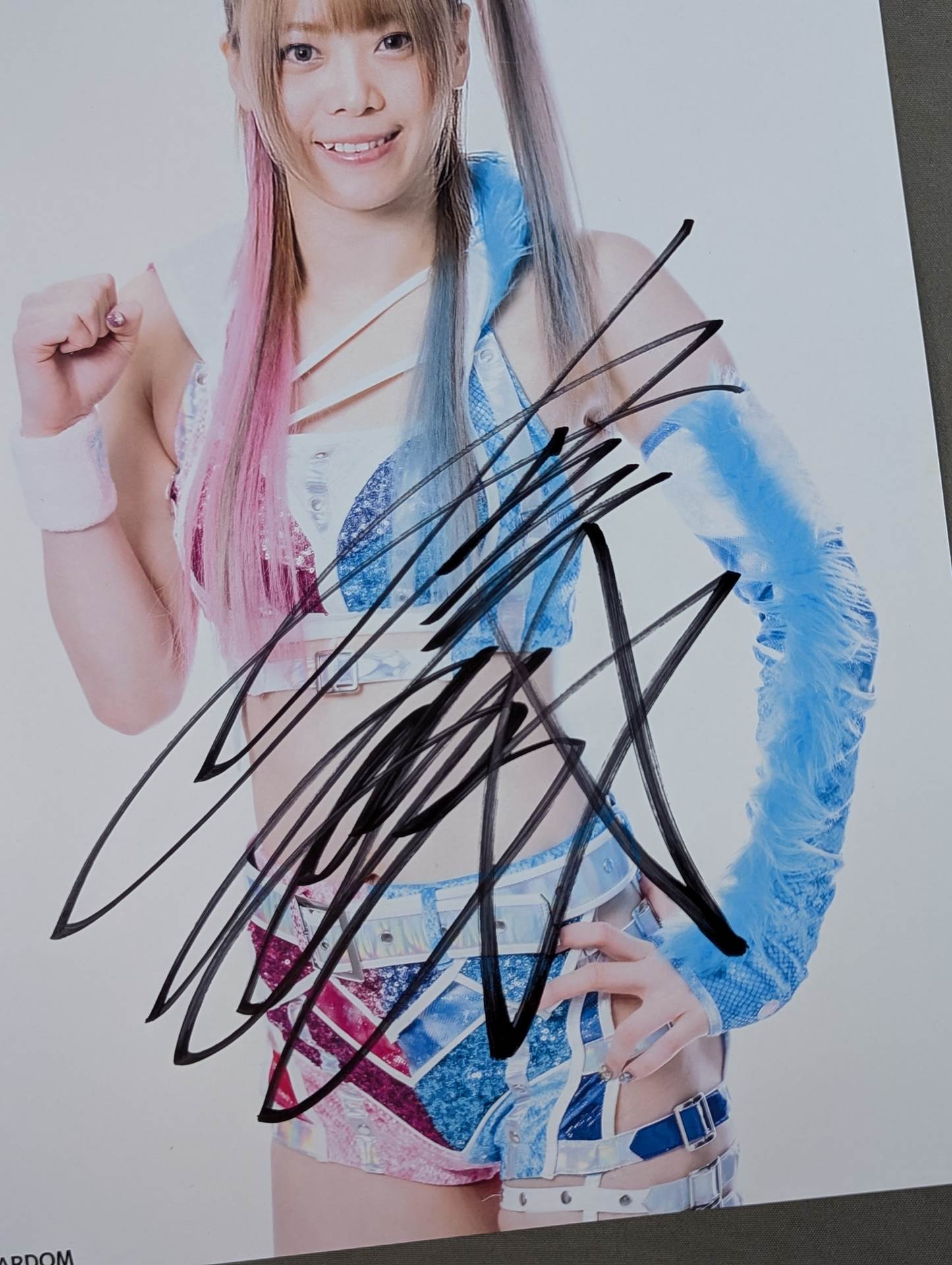 岩谷麻優　直筆サイン入り　ポスター　家出レスラー　スターダム　プロレス Amazon.co.jp: 家出レスラー B2ポスター 岩谷麻優 平井杏奈
