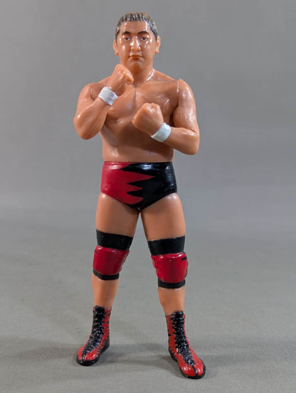 Shinjiro Otani  (blonde)