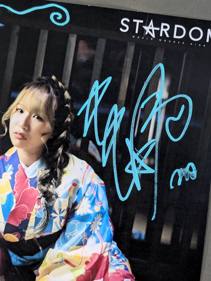 Momo Watanabe  hand signed autograph  Starda Pro-Photo (I-3)