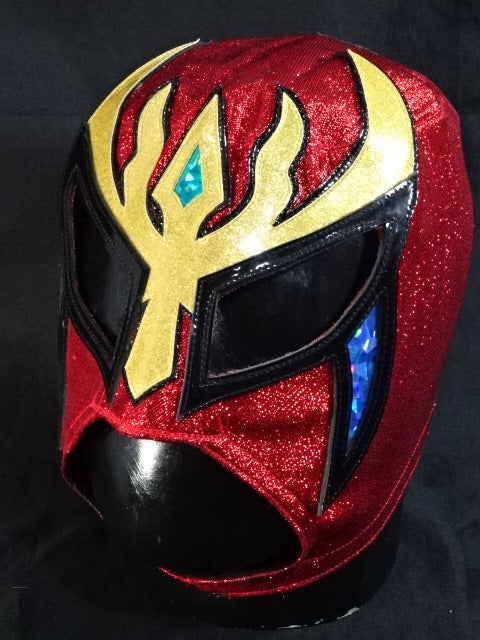 獣神サンダーライガー